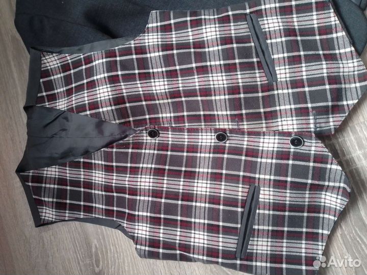 Пиджак и жилет серая клетка 128
