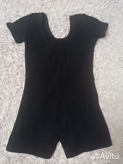 Гимнастический купальник и лосины