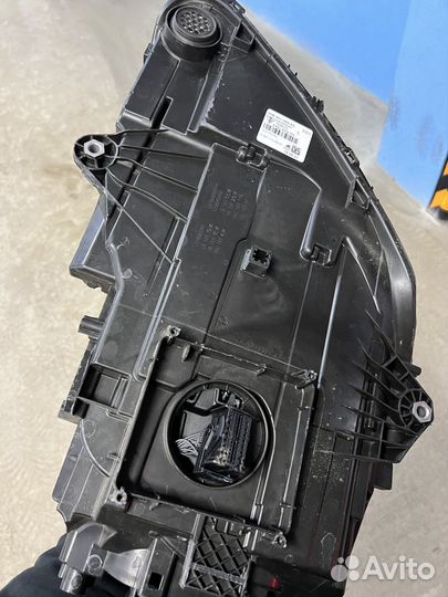 Фара левая porsche macan 95b LED