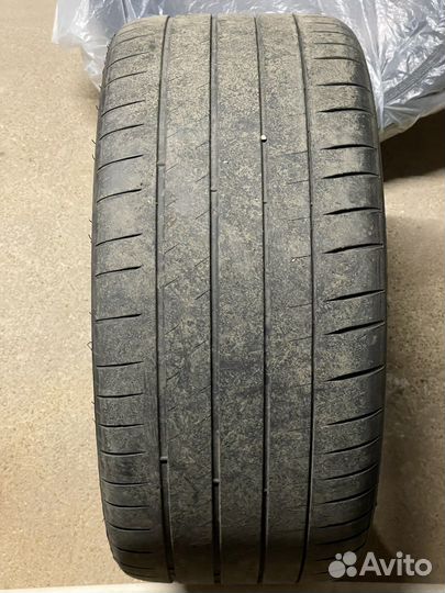 Michelin Pilot Sport 4 S 225/40 R19 и 255/35 R19