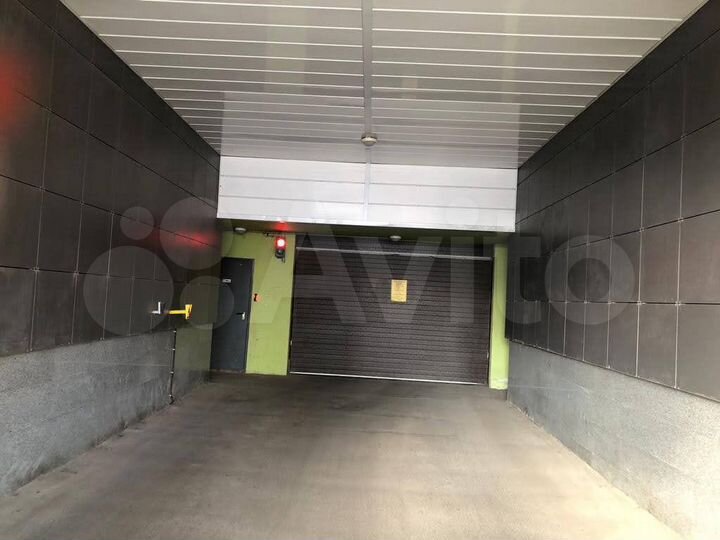 Машиноместо, 12 м²