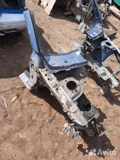 Четверть передняя (лонжерон) Megane 2 Меган