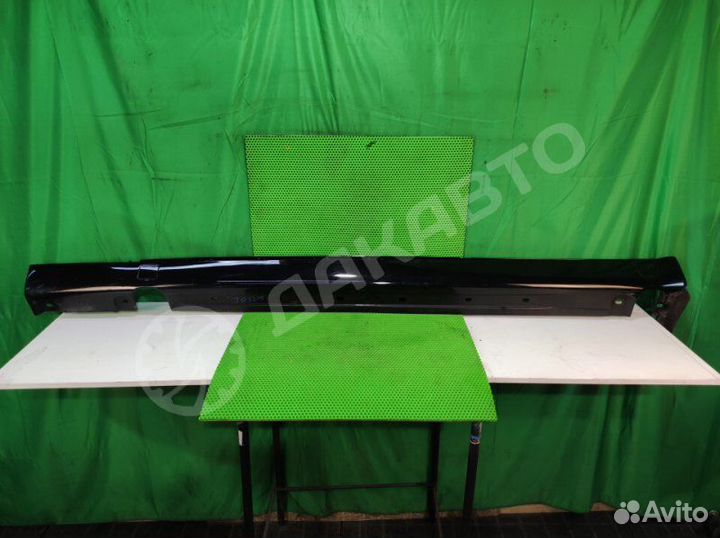 Накладка порога правая Mercedes-Benz S W220