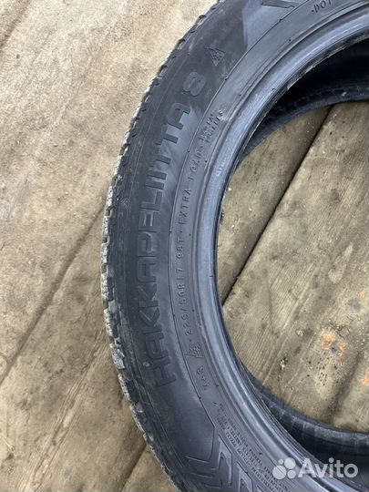Nokian Tyres Hakkapeliitta 8 225/50 R17 98T