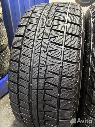 Bridgestone Blizzak Revo GZ 225/50 R17 94S