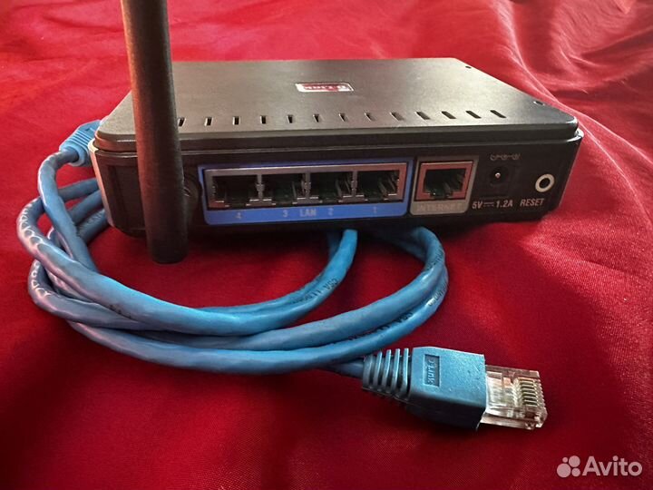 Беспроводной маршрутизатор D-Link DIR-300