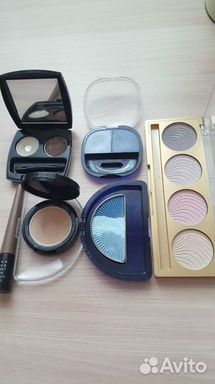 Пудра, румяна, тени