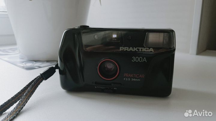 Плёночный фотоаппарат Praktica