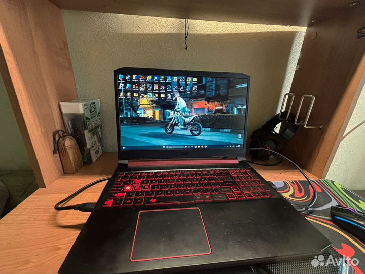 Acer Nitro 5 AN515-54-51NJ ноутбук