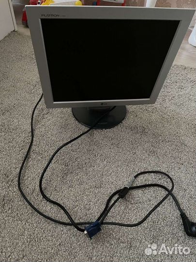 Монитор lg flatron 17