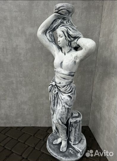 Танцовщица