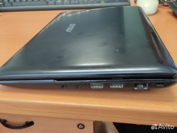Нетбук asus EEE PC 1215N