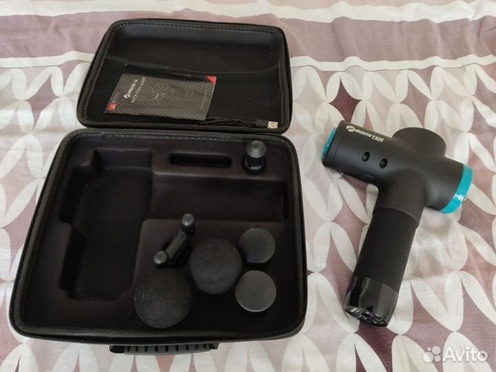 Профессиональный Массажный пистолет booster M2