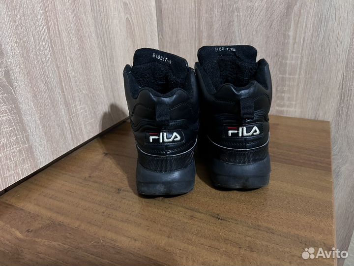 Кроссовки зимние 38