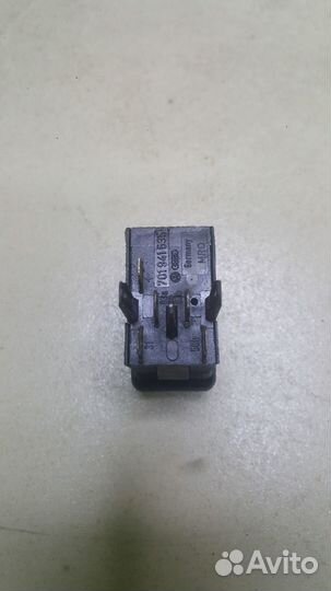 Кнопка противотуманных фар Volkswagen Transporter