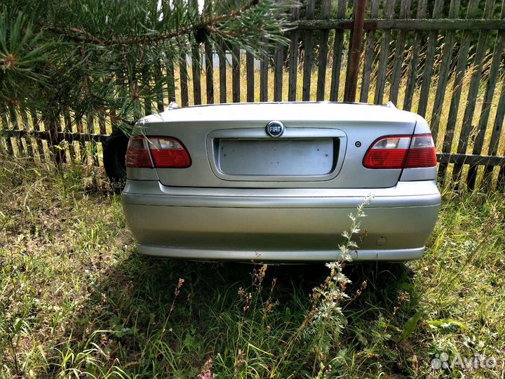 Крышка багажника Фиат альбеа