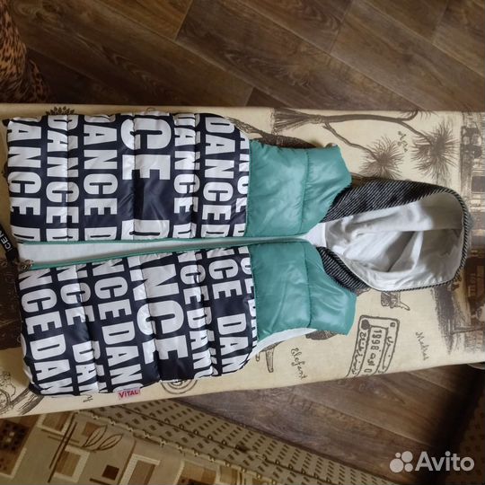 Жилетка с брюками