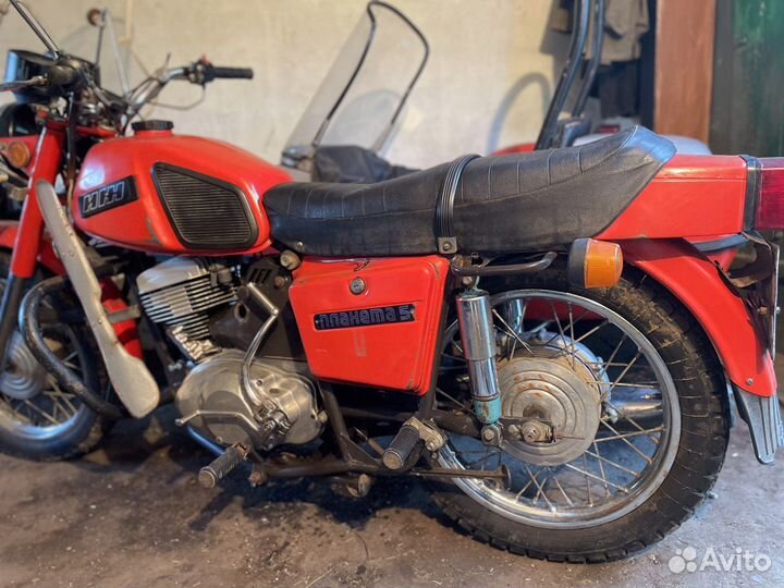 Продам мотоцикл иж планета 5