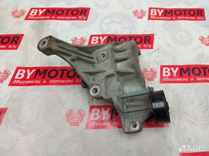 Кронштейн гур Chrysler Grand Voyager 2.8 CRD 2010