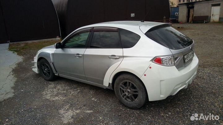 Продам задний бампер