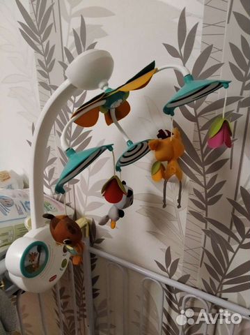 Мобиль - игрушка для новорожденных