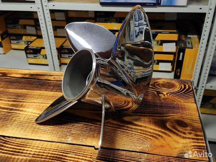 Гребной винт 150-300 л.с.; 4х15-1/4х24RH