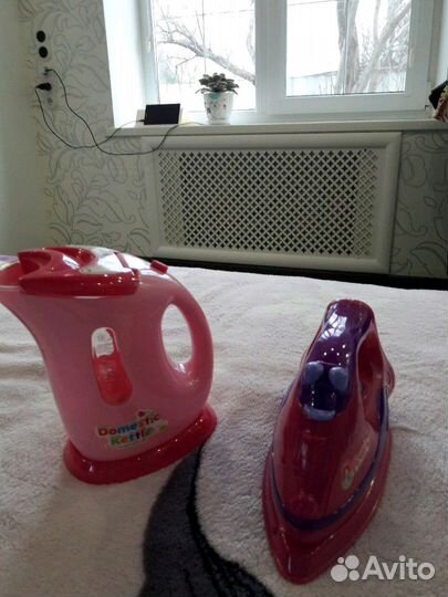 Чайник и утюг