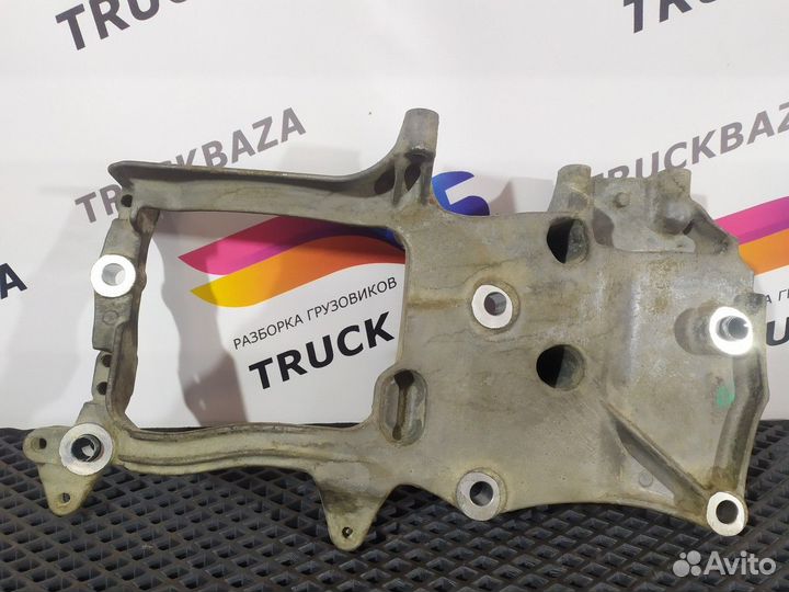 Кронштейн крепления генератора