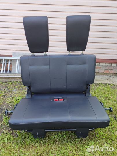 Третий ряд сидений mitsubishi pajero