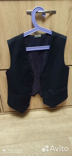 Жилетки для мальчика школьные140