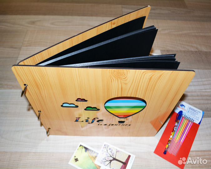 Необычный фотоальбом с чёрными листами Крафтин