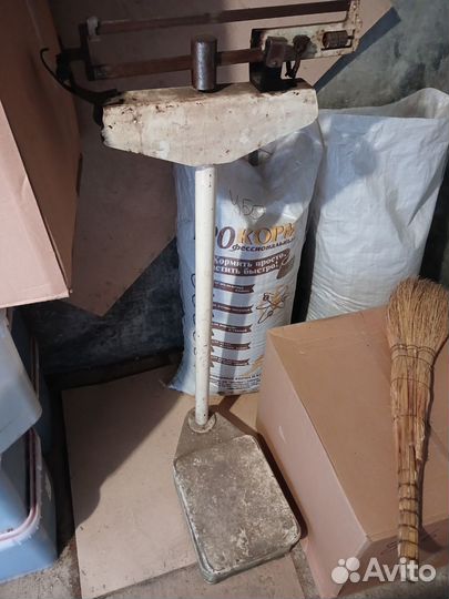 Весы напольные механические