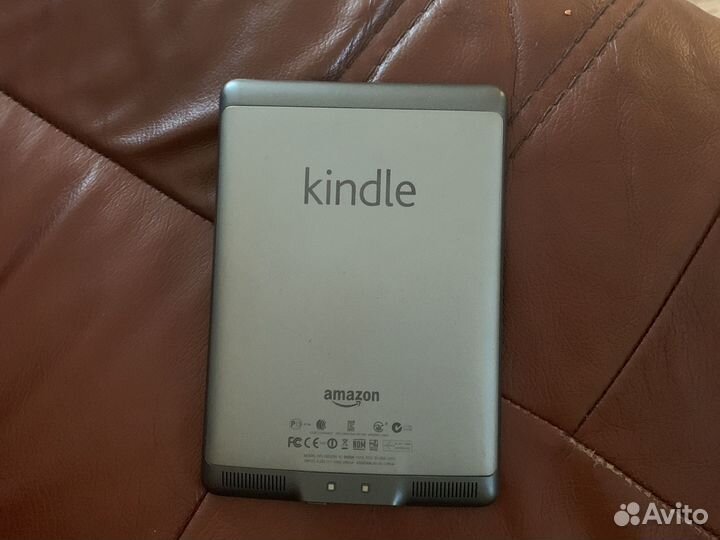 Электронная книга Amazon Kindle Touch