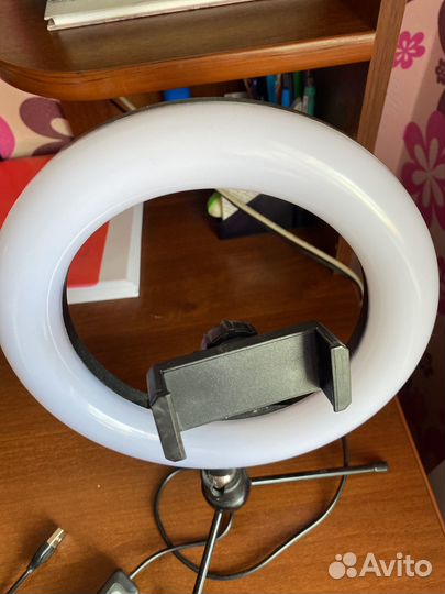 Кольцевая лампа