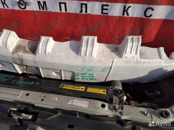 Пенопласт в бампер передний Toyota Wish ZNE10