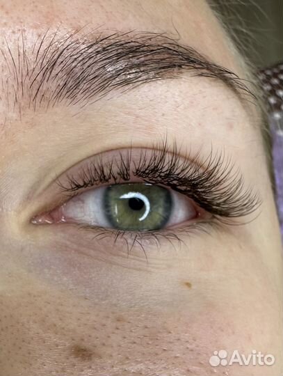 Наращивание ресниц. Требуется модель