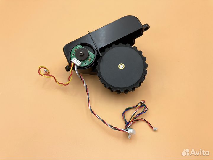 Колесо Xiaomi Mi Robot Vacuum-Mop P (R) черный