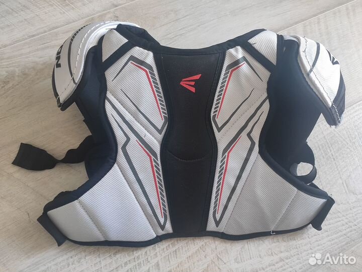 Нагрудник хоккейный easton детский