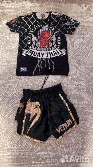 Футболка и шорты Venum