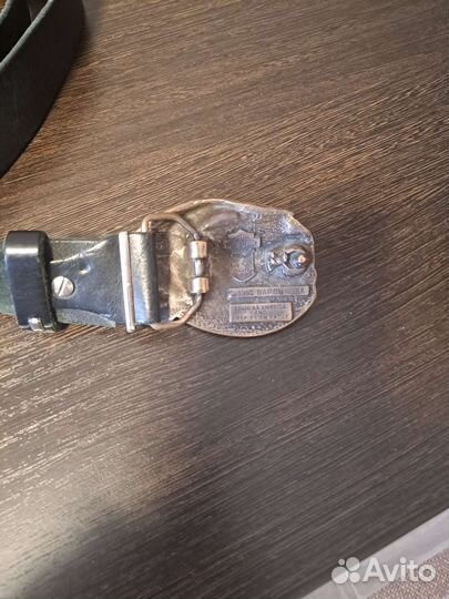 Мужской кожаный ремень