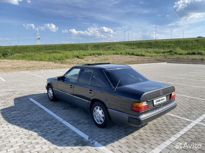 Mercedes-Benz W124 2.0 МТ, 1990, 202 000 км