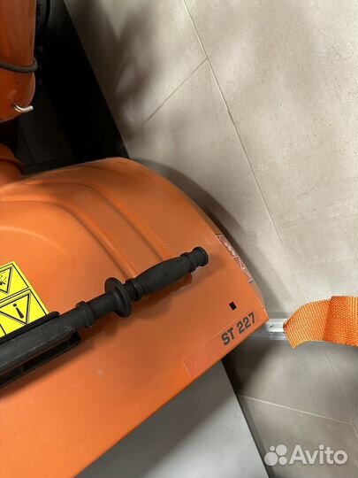Снегоуборщик husqvarna ST 227