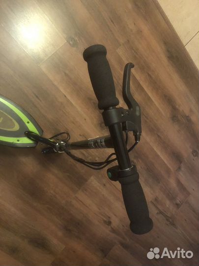 Самокат детский электро