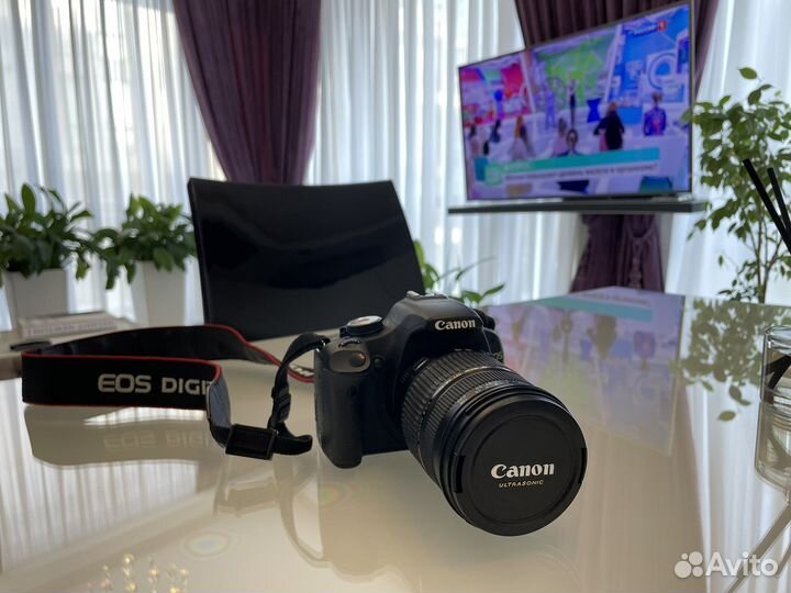 Зеркальный фотоаппарат Canon 500d