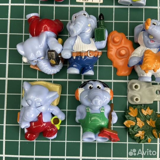 Киндер серия Слоны-строители