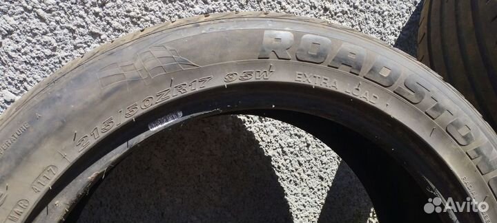 Roadstone N8000 215/50 R17 95W