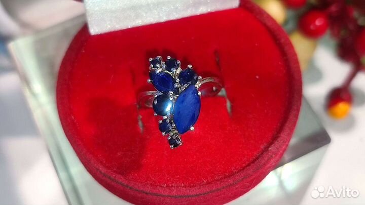 Кольцо с цейлонскими сапфирами 3ct 16 разм 925
