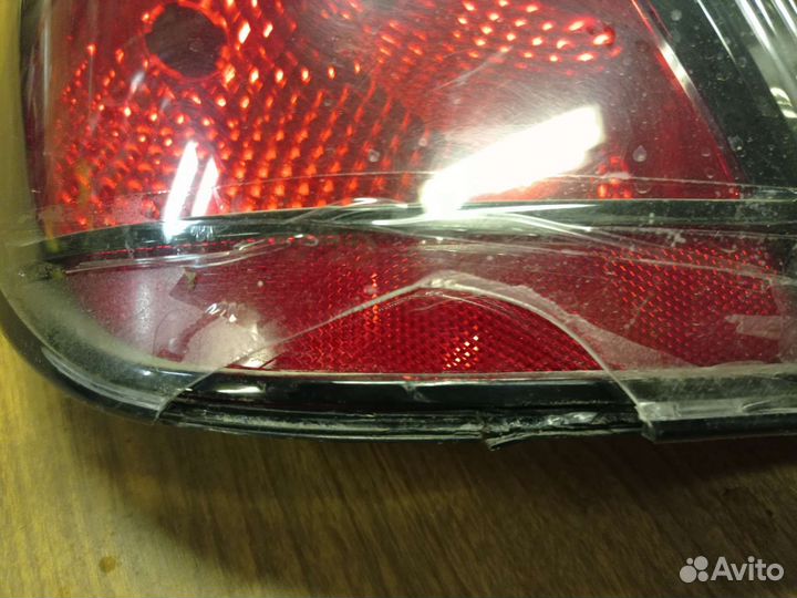 Задний левый фонарь kia rio 2