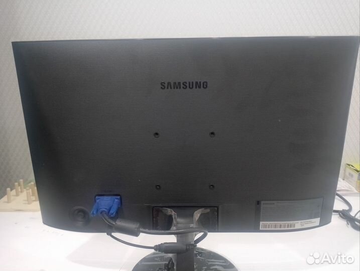 Монитор samsung 18,5