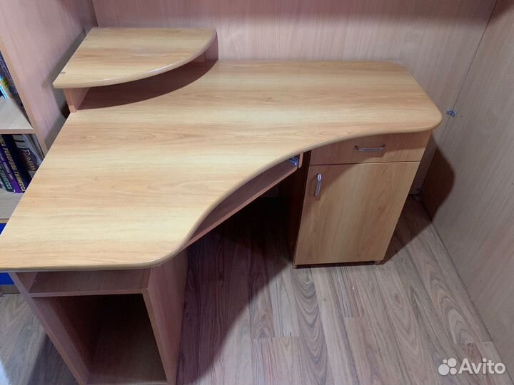 Компьютерный стол бу